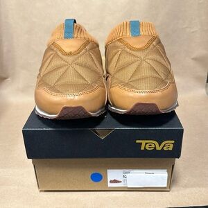 Brand new Men’s Teva ReEmber Moccasin